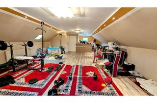 Haus kaufen in 49716 Meppen, Attraktives Zweifamilienhaus mit ausgebautem DG – ideal für Investoren, Gewerbe oder Eigennutzer.