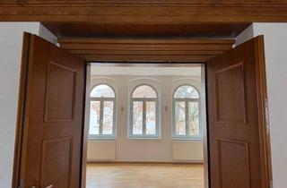 Gewerbeimmobilie kaufen in 04758 Oschatz, Unternehmerische Freiheit auf 453m² - Ideal für Kanzlei oder Praxis, Raum für Gesundheit