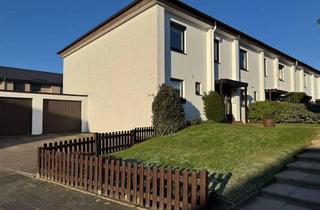 Reihenhaus kaufen in Louis-Pasteur-Straße 31, 25524 Itzehoe, Charmantes Endreihenhaus mit Garage in Itzehoe mit Vollkeller