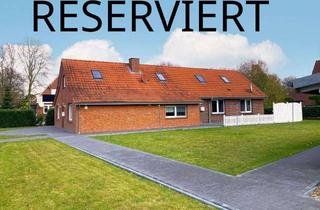 Haus kaufen in 26427 Moorweg, Zweifamilienhaus in Moorweg mit großem Grundstück