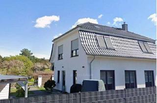 Haus mieten in Asseburgpfad, 12557 Köpenick, Modernes Haus mit Garten und Terrasse