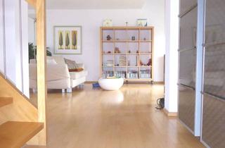 Loft kaufen in 70439 Stammheim, Helle Dachgeschoss-Maisonette mit Loft-Flair, 105 m² & Duplex-Stellplatz