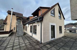 Wohnung kaufen in 64686 Lautertal, Modernisiertes Wohnen mit Terrasse und zwei Stellplätzen