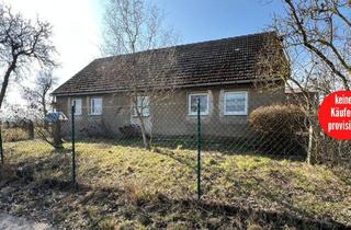 Einfamilienhaus kaufen in 17309 Zerrenthin, HORN IMMOBILIEN ++ RESERVIERT++sanierungsbedürftiges Einfamilienhaus in Alleinlage an der B104