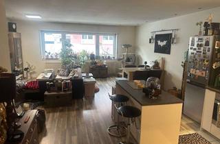 Wohnung kaufen in 50354 Hürth, Barrierefreie Erdgeschosswohnung mit Wintergarten und Garage. Komfortabel und altersgerecht Wohnen!