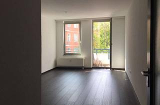 Wohnung mieten in Kopernikusstraße 20, 10245 Friedrichshain, Schönes WG-Zimmer mit Balkon in Wohnung in Berlin-F-hain