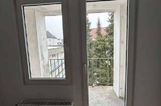 Wohnung mieten in Hindenburgstraße 44, 42853 Innen, Schicke neu sanierte 2,5 Zimmer Wohnung mit Balkon in Remscheid-Innenstadt