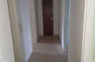 Wohnung mieten in Gieseckestraße 3a, 86156 Kriegshaber, Helle 4-Zimmer-Wohnung mit Balkon in Augsburg-Kriegshaber