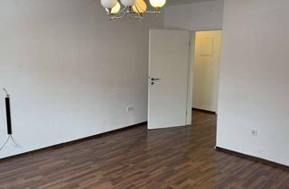 Wohnung mieten in Berliner Straße 57, 38226 Lebenstedt, Gepflegte 3-Zimmer Wohnung im EG mit Balkon in Salzgitter-Lebenstedt