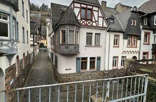Mehrfamilienhaus kaufen in 55422 Bacharach, Vergangenheit bewahren – Zukunft gestalten: Historisches Mehrfamilienhaus in Bacharach