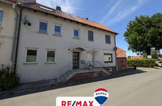 Haus kaufen in 31174 Schellerten, Sanierungsbedürftiges Reihenendhaus mit Potenzial! (MA-1020-51)