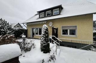 Haus mieten in Gerhart-Hauptmann-Straße, 51545 Waldbröl, Großzügiges Einfamilienhaus mit Garten, Garage und Carport in Waldbröl