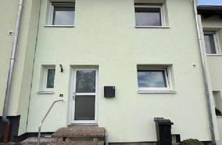 Haus mieten in 55774 Baumholder, Komplett neu saniertes Reihenmittelhaus mit Terrasse