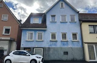 Anlageobjekt in 72805 Lichtenstein, Fachwerk-Zweifamilienhaus mit 6 Zimmern, kl. Garten mit Terrasse und Ausbaupotenzial in Lichtenstein