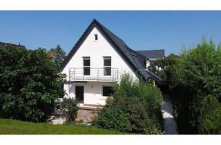 Einfamilienhaus kaufen in 67657 Kaiserslautern, Kaiserslautern - KL-Nähe Fliegerstraße-Modernisiertes, freisteh. Einfamilienhaus m. Garage u. Außenpool in Südlage