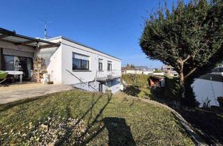Haus kaufen in 74182 Obersulm, Obersulm - Großzügiger Bungalow mit Weitblick & Einliegerwohnung!