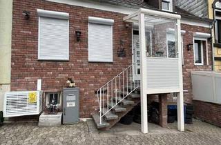 Haus kaufen in 66125 Saarbrücken, Saarbrücken - Modernisiertes EFH mit sep. kleiner 1 Zimmer-Bad-Wohnung in Sbr. - Jägersfreude zu verkaufen