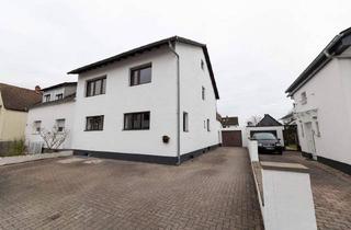 Doppelhaushälfte kaufen in Richard-Strauß-Straße 26, 68782 Brühl, Brühl - Dreifamilienhaus mit sehr guter Verkehrsanbindung