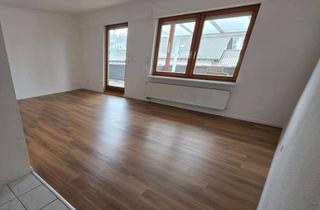 Wohnung kaufen in Doktor-Hermann-Bizer-Straße 30, 72461 Albstadt, Stilvolle 3,5-Zimmer-Erdgeschosswohnung mit XXL-Terrasse & Garage in Top-Lage Lammerberg/Nank