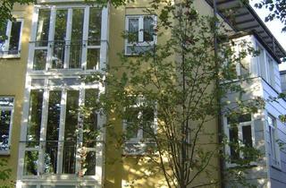 Wohnung kaufen in Berliner Str. 20a, 13127 Französisch Buchholz, Vermietete 2-Zim.-Erdgeschoss-Wohnung mit EBK, Laminat & 2 Terrassen... STADTVILLA IN FRZ. BUCHHOLZ!