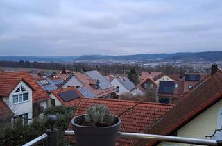 Wohnung mieten in 93197 Zeitlarn, Helle 2-Zimmer Dachgeschosswohnung mit Balkon in Zeitlarn