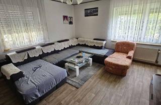 Wohnung mieten in Georg-Herwegh-Strasse 18, 67061 Süd, Exklusive, sanierte 3-Raum-Wohnung mit Balkon und Einbauküche in Ludwigshafen am Rhein