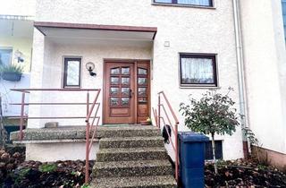 Haus kaufen in 71409 Schwaikheim, Solides Reihen-Mittelhaus mit Dachstudio in Schwaikheim