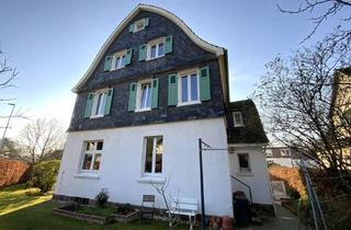 Villa kaufen in 42719 Wald, Liebevoll sanierte Stadtvilla mit historischem Charme