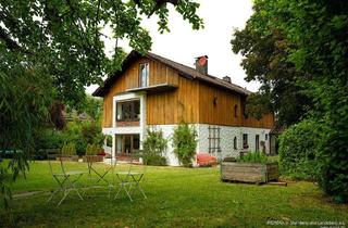 Haus kaufen in 82347 Bernried, Familiendomizil (3 Wohneinheiten) mit gr. Garten in Seenähe, Bernried am Starnberger See