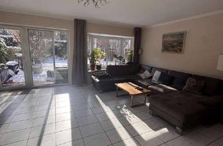 Doppelhaushälfte kaufen in 22393 Sasel, Doppelhaushälfte mit Garten & Kamin von privat