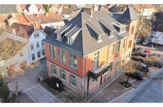 Wohnung kaufen in 63457 Hanau, Historischer Charme trifft Moderne: Sanierte Altbauwohnung mit Einbauküche & Klimaanlage