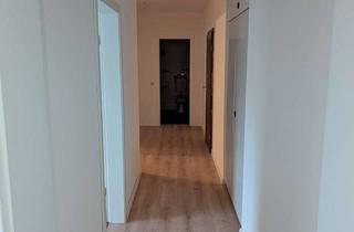 Wohnung mieten in Hüttenstraße 19, 31655 Stadthagen, Erstbezug nach Modernisierung: Helle 3-Zimmer-Wohnung mit West-Balkon & Top-Anbindung!