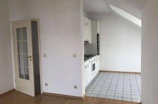 Wohnung mieten in Ahornring, 94099 Ruhstorf, Attraktive 2-Zimmer-DG-Wohnung mit Balkon und EBK in Ruhstorf an der Rott