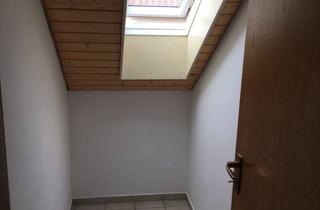 Wohnung mieten in Rietsweg 16, 72116 Mössingen, Gepflegte 2-Zimmer Dachgeschosswohnung in Mössingen