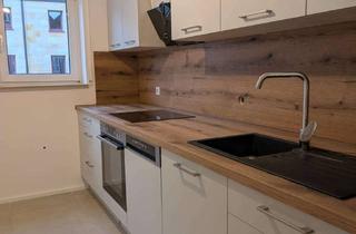 Wohnung mieten in Nürnberger Str. 78, 91052 Erlangen, Modernisierte 3-Zimmer Wohnung mit Balkon in Top-Lage von Erlangen