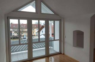 Wohnung mieten in Siglweg, 85652 Pliening, Helle 3-Zimmer Dachgeschosswohnung mit Balkon in Pliening