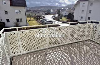 Wohnung kaufen in 98646 Hildburghausen, Ruhige 3-Raumwohnung in HBN Waldstadt mit großem Balkon und Traumblick - provisionsfrei