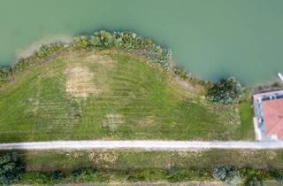 Immobilie kaufen in 89340 Leipheim, Rarität- exklusives Seegrundstück zur Bebauung mit einem Wohn- und Ferienhaus