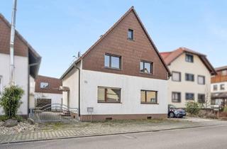 Einfamilienhaus kaufen in 68799 Reilingen, Zweifamilienhaus mit Nebengebäude auf großem Grundstück in Reilingen