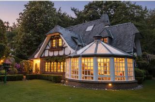 Villa kaufen in 61350 Bad Homburg, VON POLL - BAD HOMBURG: Romantisches Villenanwesen mit parkartigem Garten in gefragter Bestlage