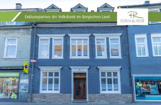 Haus kaufen in 51688 Wipperfürth, Gastronomen aufgepasst : Gemischt genutztes Wohn-Geschäftshaus mit komplett eingerichtetem Restaurantbereich in Wipperfürth