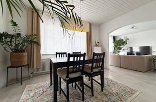 Einfamilienhaus kaufen in 78247 Hilzingen, Sorry..leider reserviert. 7 herrliche Zimmerauf 149 m². Mit schicker Einliegerwohnungund Terrasse.