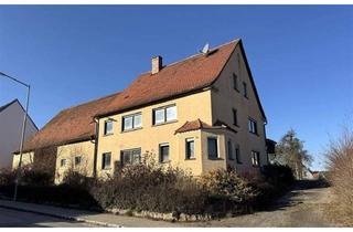 Einfamilienhaus kaufen in 91604 Flachslanden, Flachslanden - Haus mit Scheune und ca. 6.500m² Grundstück im Ortskern von Flachslanden