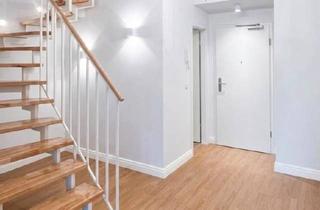 Wohnung kaufen in 10319 Berlin, Berlin - Maisonette mit eigenem Garten in Berlin - zu verkaufen