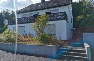 Einfamilienhaus kaufen in 57555 Mudersbach, Mudersbach - Einfamilienhaus mit Einliegerwohnung mit Garten, Hof und Aussicht