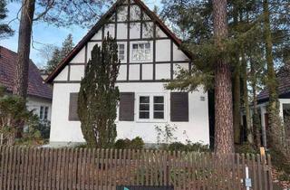 Einfamilienhaus kaufen in 14532 Kleinmachnow, Kleinmachnow - Einfamilienhaus mit großen Garten, Südterrasse und Carport in Kleinmachnow