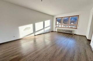 Wohnung kaufen in 71034 Böblingen, Böblingen - Bezugsfreie, kernsanierte 3,5-Zimmer Wohnung mit Balkon, TG-Stellplatz und Aufzug in BB-Diezenhalde