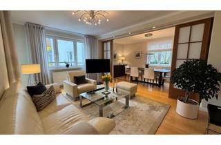 Wohnung kaufen in 13599 Haselhorst, Stilvolle und sonnige 3-Seiten Wohnung mit 3,5-Zimmern mit Blick ins Grüne und neuer EBK