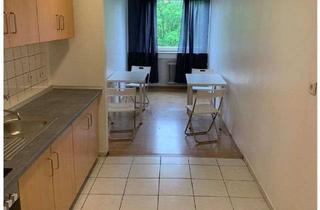 Wohnung kaufen in 59229 Ahlen, Gut geschnittene Etagenwohnung mit Balkon und Stellplatz - ideale Kapitalanlage