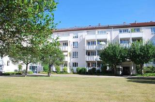 Wohnung kaufen in Stefan-George-Ring 45, 81929 Bogenhausen, Provisionsfrei: Helle 3-Zimmer Dachgeschosswohnung mit großem Balkon in Bogenhausen